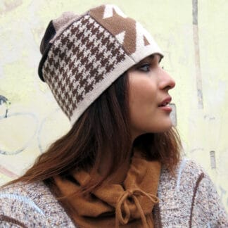 hat-patterned beige-brown pepito