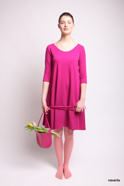 IMG 6350 Dress MARY - A shape with pockets Flowing dress - A cut with sleeves to the elbow, a beautiful knitted fabric composed of 92% cotton and 8% elastane you wont take off.  We offer it in 4 colors: chapmagne, bright pink, violet-pink and blue. Maintenance: gentle wash up to 30 degrees. Vel. S, M, L, XL, Flowing dress - A cut with sleeves to the elbow, a beautiful knitted fabric composed of 92% cotton and 8% elastane you wont take off.  We offer it in 4 colors: chapmagne, bright pink, violet-pink and blue. Maintenance: gentle wash up to 30 degrees. Vel. S, M, L, XL,