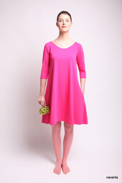 IMG 6357 Dress MARY - A shape with pockets Flowing dress - A cut with sleeves to the elbow, a beautiful knitted fabric composed of 92% cotton and 8% elastane you wont take off.  We offer it in 4 colors: chapmagne, bright pink, violet-pink and blue. Maintenance: gentle wash up to 30 degrees. Vel. S, M, L, XL, Flowing dress - A cut with sleeves to the elbow, a beautiful knitted fabric composed of 92% cotton and 8% elastane you wont take off.  We offer it in 4 colors: chapmagne, bright pink, violet-pink and blue. Maintenance: gentle wash up to 30 degrees. Vel. S, M, L, XL,