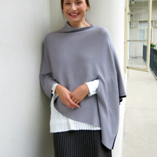 VALI- pletené pončo s výrazným lemem